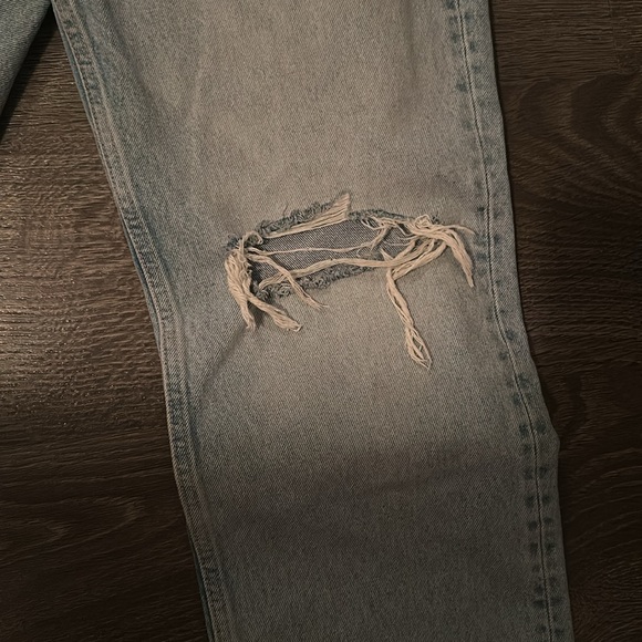 Zara straight Distressed Jeans- Size 10 - Picture 3 of 4